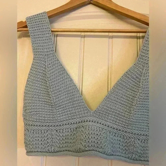 ZARA Bloggers favorite Blue Textured Knit Cropped Bra Bralette Crochet medium - Picture 4 of 6